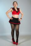 Disfraz sexy colegiala top babero minifalda pantimedias cosplay DCRED.jpg